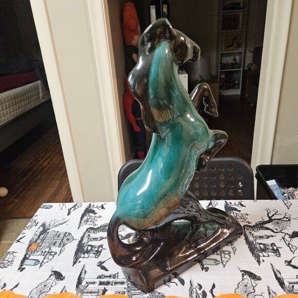 Vintage Blue Mountain Pottery Rearing Green / Black Terra Cotta Horse 14" MCM - Picture 5 of 13